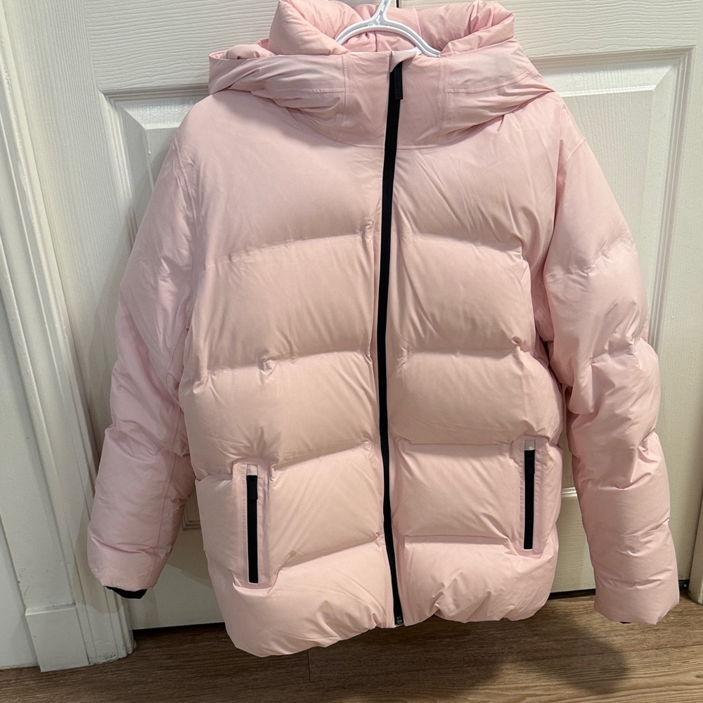 Aritzia Super puff rain stop Pink Jacket with Hood